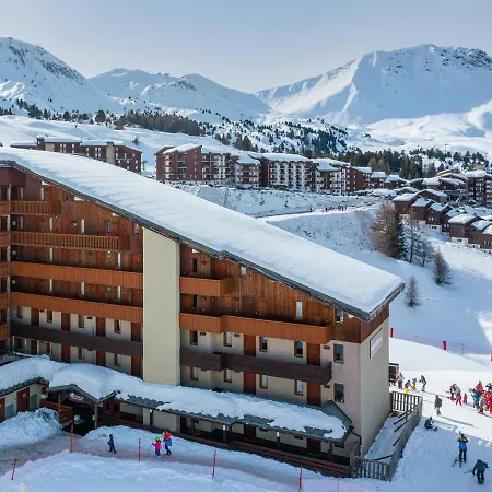 Pierre & Le Mont Soleil 3* Ла-Плань