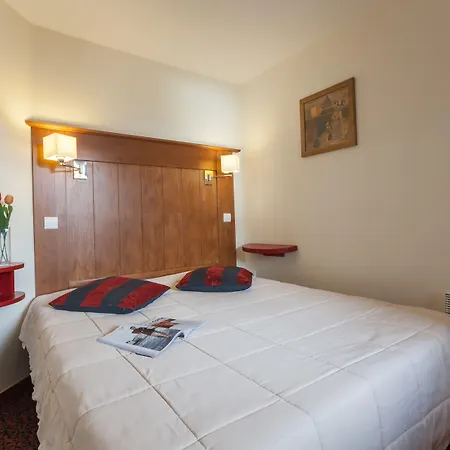 Apartmanhotel Pierre & Le Mont Soleil 3*