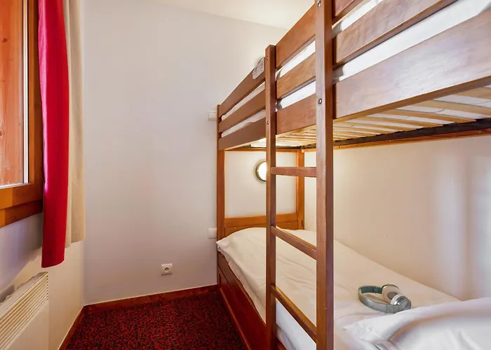 Aparthotel Pierre & Le Mont Soleil 3*