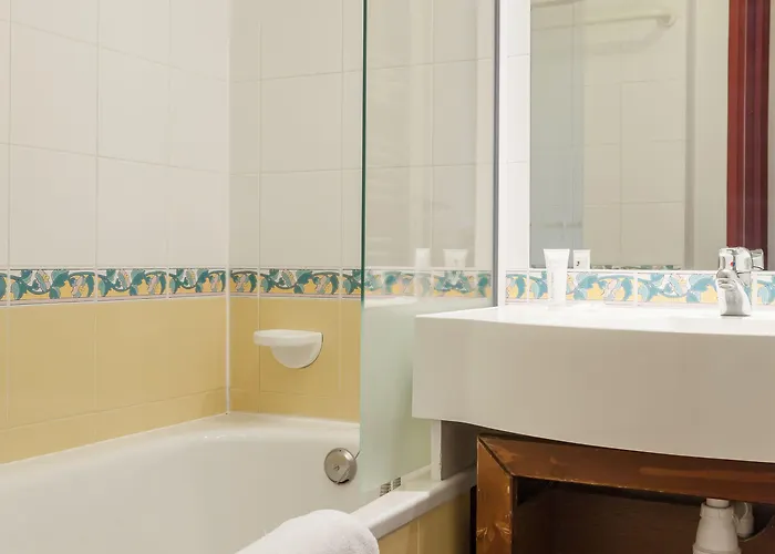 Pierre & Le Mont Soleil Aparthotel 3*